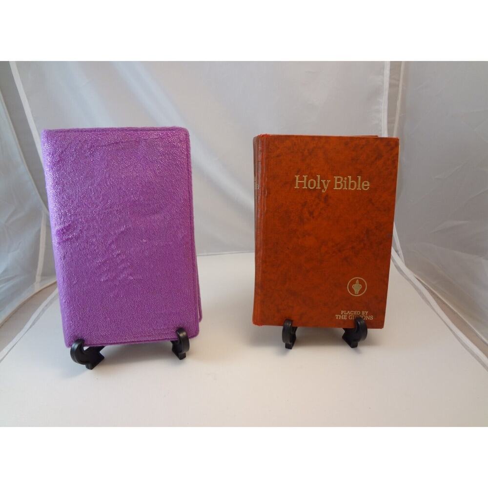 2014 ZONDERVAN New International HOLY BIBLE Pink Cover & The Gideons Bible - Lot